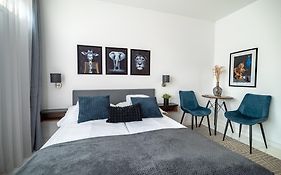 Geri Mini Home